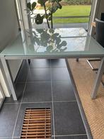 Tafel met melkglazen blad 120x120x74cm, Huis en Inrichting, Ophalen