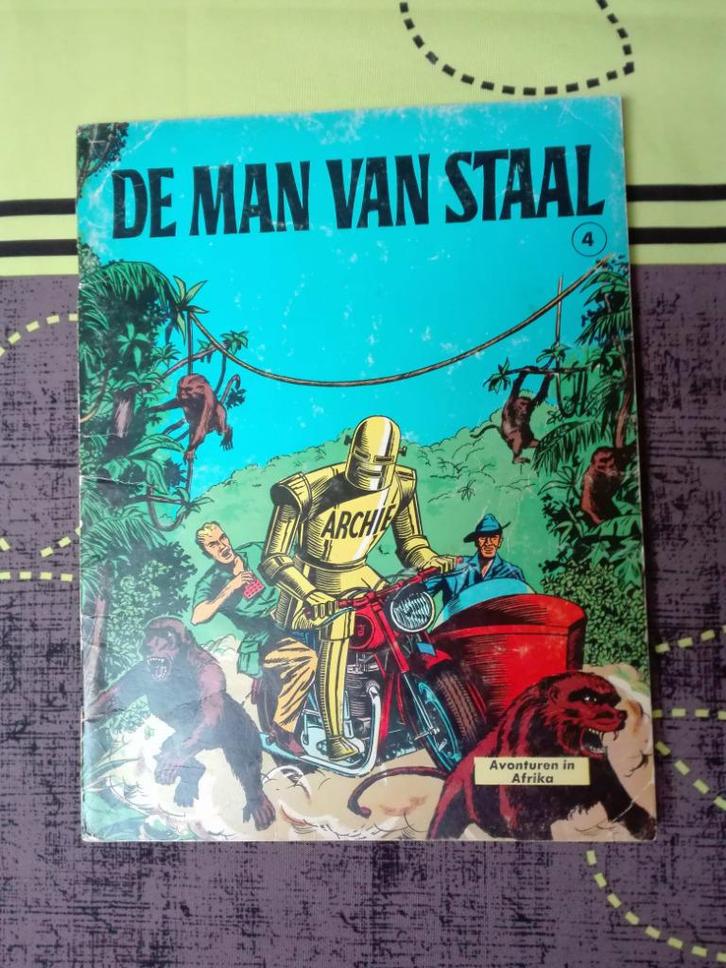 Pakket van 44 Stripverhalen, Boeken, Stripverhalen, Gelezen, Meerdere stripboeken, Ophalen of Verzenden