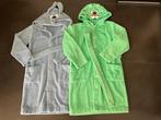 2x Woody badjas - maat 140 - (Tweeling), Nacht- of Onderkleding, Jongen of Meisje, Ophalen of Verzenden, Zo goed als nieuw