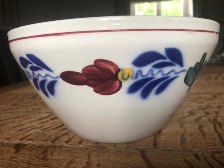 BOCH Saladeschaal Boerenbont (diam. 21 cm), Antiek en Kunst, Antiek | Keramiek en Aardewerk, Ophalen