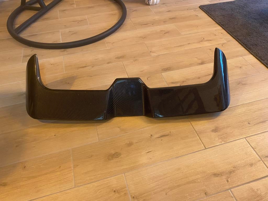 Spoiler golf 8, Enlèvement, Comme neuf