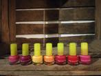 14 potjes nagellak, Enlèvement ou Envoi, Utilisé