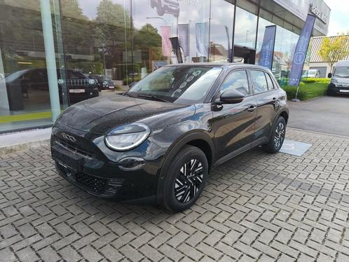 Fiat 600 HYBRID 136 HP *NAV 10,25" *FULL LED *CAMERA *SENSO, Auto's, Fiat, ABS, Airbags, Airconditioning, Boordcomputer, Centrale vergrendeling