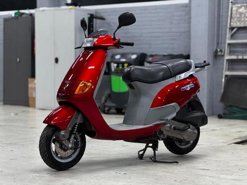 Piaggio SKR 125cc 2t (Piaggio Skipper 125cc 2t), Fietsen en Brommers, Overige Fietsen en Brommers, Zo goed als nieuw, Ophalen