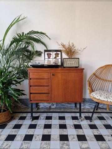 Vintage midcentury platenspeler meubel | kastje | retro beschikbaar voor biedingen