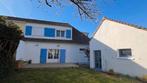 Maison proche de la mer, France, 200 à 500 m², 90 m², 3 pièces
