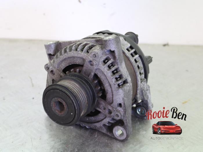 Dynamo van een Chrysler Voyager, Auto-onderdelen, Motor en Toebehoren, Chrysler, Gebruikt, 3 maanden garantie, Ophalen of Verzenden