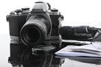 Olympus OM-D E-M10  État impeccable  + Objectif Macro, TV, Hi-fi & Vidéo, Enlèvement ou Envoi, Comme neuf, Reflex miroir, Olympus