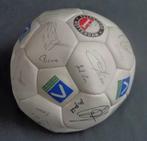 FEYENOORD gesigneerde bal met handtekeningen selectie 1997 s, Verzamelen, Verzenden, Zo goed als nieuw