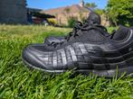 Nike basket AIRMAX 95 TAILLE 43, Sport en Fitness, Basketbal, Ophalen of Verzenden, Zo goed als nieuw, Schoenen