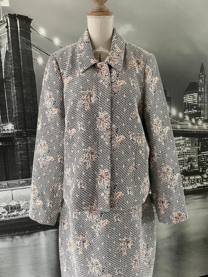 NIEUW prachtig damespak rok met vest Marie Méro - 40/42, Kleding | Dames, Jasjes, Kostuums en Pakken, Nieuw, Kostuum of Pak, Maat 38/40 (M)