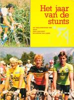 (sp126) Het jaar van de stunts, wielerseizoen 1984, Gelezen, Ophalen of Verzenden