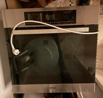 Four MIELE H5240BP beschikbaar voor biedingen