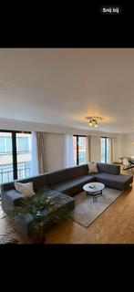 Prachtig (groot) hoeksalon aan een spotprijs, Huis en Inrichting, Ophalen