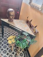 Uniek brocante driehoek vormig tafeltje, Antiek en Kunst, Ophalen of Verzenden