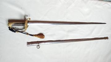 Sabre français, officier de marine, modèle 1837 disponible aux enchères