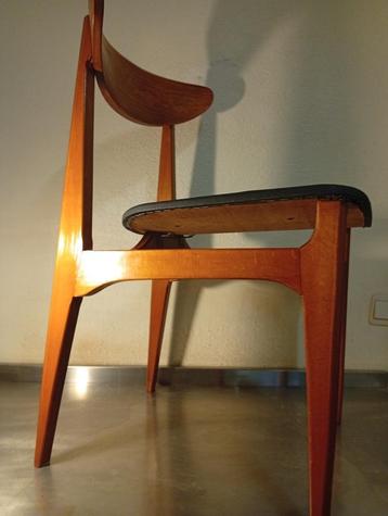 Zeer zeldzame vintage Scandinavische stoel uit de jaren 60  beschikbaar voor biedingen