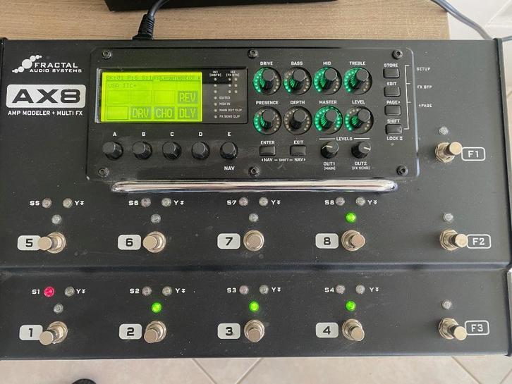 Fractal AX8 Amp modeler and FX, Muziek en Instrumenten, Effecten, Zo goed als nieuw, Chorus, Delay of Echo, Distortion, Overdrive of Fuzz