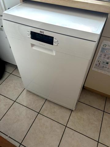 Lave-vaisselle AEG Favorit 60cm + garantie encore 1 ans