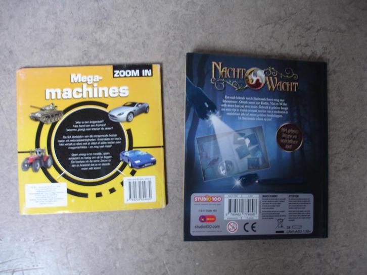 Nachtwacht zoekboek en Mega Machines, Boeken, Kinderboeken | Jeugd | onder 10 jaar, Ophalen of Verzenden