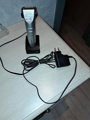 Proffesionele tondeuze beschikbaar voor biedingen