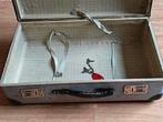 Oude koffer met sleutel, Handtassen en Accessoires, Koffers, Ophalen of Verzenden