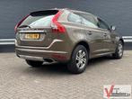 Volvo XC60 2.0 D4 FWD Momentum | Leder | Climate | Cruise |, Auto's, Volvo, Zwart, Bruin, Bedrijf, 117 g/km