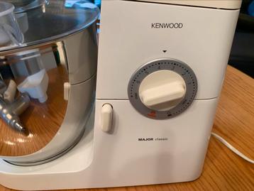 robot ménager Kenwood et accessoires  disponible aux enchères