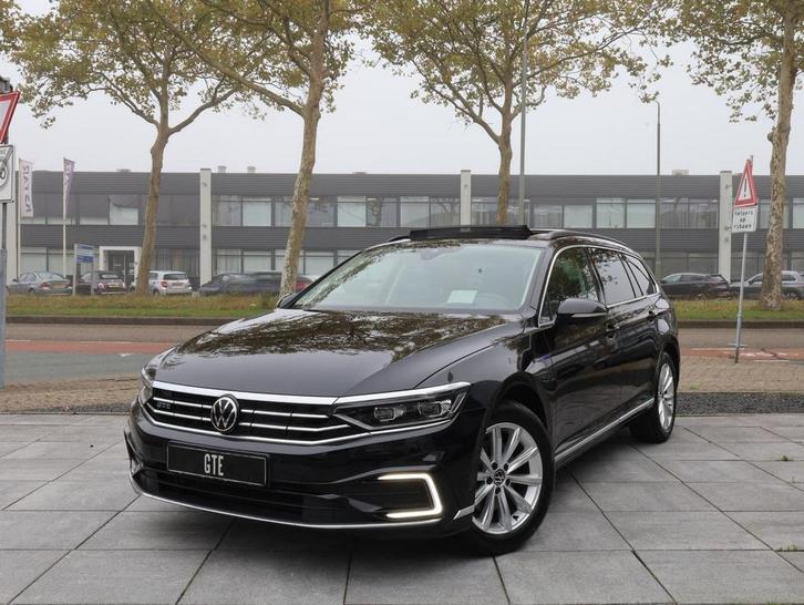 Volkswagen Passat Variant GTE 1.4 TSI PHEV 218PK | Panodak |, Auto's, Volkswagen, Bedrijf, Passat, ABS, Adaptive Cruise Control