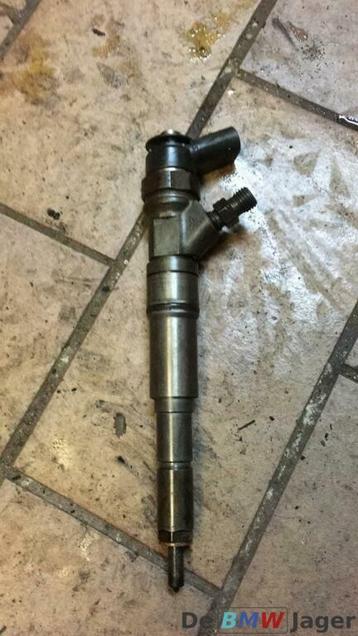 Verstuiver diesel injector BMW 13537793836