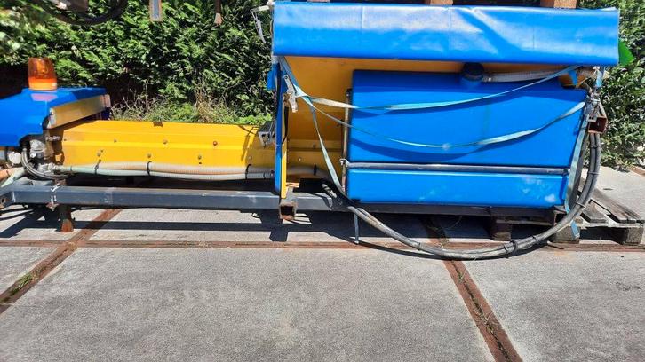 NIDO Stratos B11K-27 VCLN-350 (bj 2008), Zakelijke goederen, Machines en Bouw | Onderhoud en Reiniging