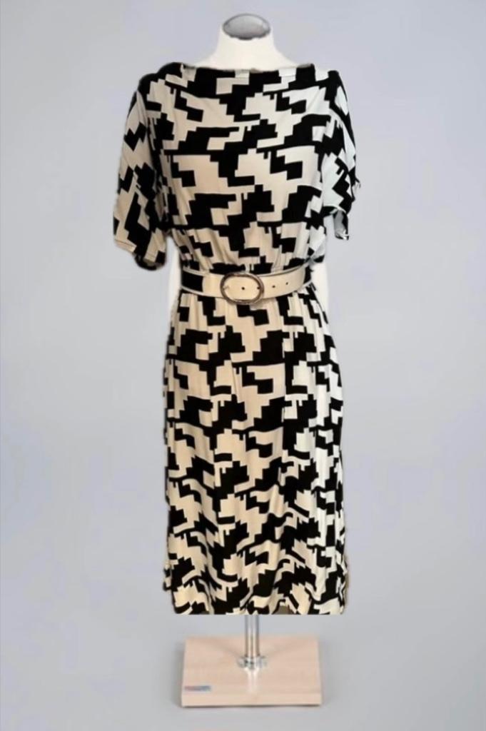 Mooie Caroline Biss zwart-wit jurk - M, Kleding | Dames, Jurken, Maat 38/40 (M), Wit, Ophalen of Verzenden