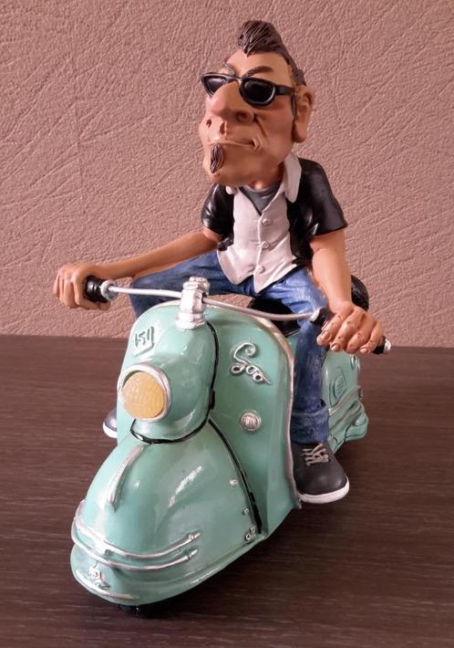 Lot / partij beelden man op vespa scooter ( NIEUW in doos ), Fietsen en Brommers, Scooters | Overige merken, Nieuw, Ophalen of Verzenden