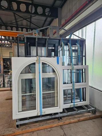 PVC ramen schuifraam deur te koop - toonzaalmodel beschikbaar voor biedingen