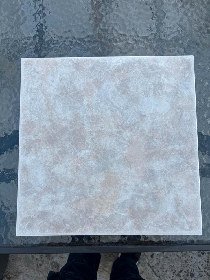 Carrelage 34x34 cm aspect pierre claire (4,7 m²), Bricolage & Construction, Dalles & Carrelages, Comme neuf, Enlèvement