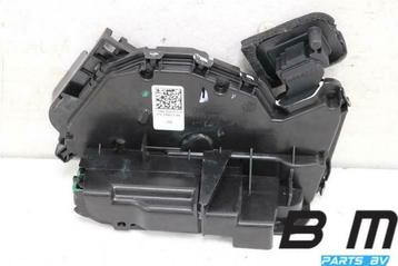 Portierslot linksvoor VW Sportsvan FL 5NB837015B beschikbaar voor biedingen