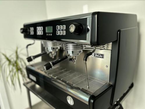 Professionele espressomachine in uitstekende staat mat zwart, Elektronische apparatuur, Koffiezetapparaten, Zo goed als nieuw