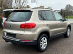 VW Tiguan 2.0TDi, 2011, 234.013km, Automaat, Navi, Keuring, Auto's, Te koop, Zilver of Grijs, 5 deurs, SUV of Terreinwagen