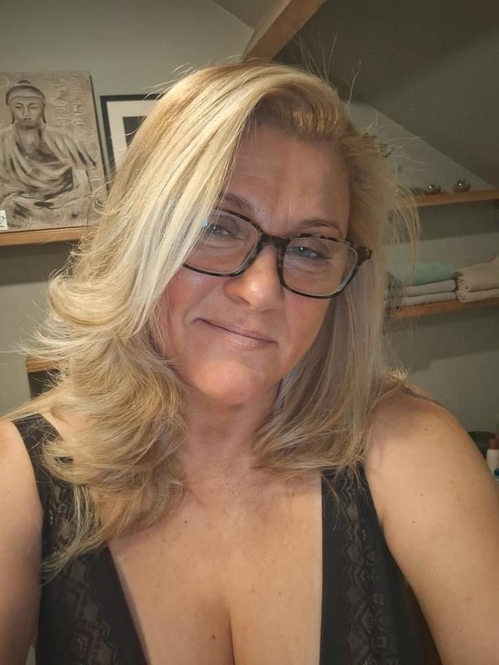 Massage, Diensten en Vakmensen, Welzijn | Masseurs en Massagesalons, Ontspanningsmassage, Sportmassage, Overige massages