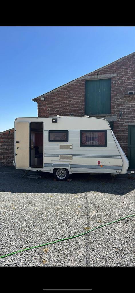 Caravane gruau Floréal 4 pers, Caravans en Kamperen, Caravans, Particulier, Koelkast, Ophalen