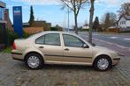 Vw Bora 1.4i/1st Owner/HISTORY/GARANTIE, Auto's, Voorwielaandrijving, 4 deurs, Stof, 4 cilinders