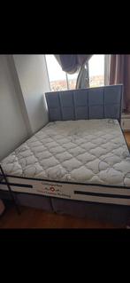 Lit boxspring avec matelas - disponible immédiatement, Maison & Meubles, Chambre à coucher | Lits boxsprings, Queen size, Autres couleurs