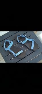 Belles Sandales en jean, Neuf, Enlèvement ou Envoi, Bleu, Sandales et Mûles