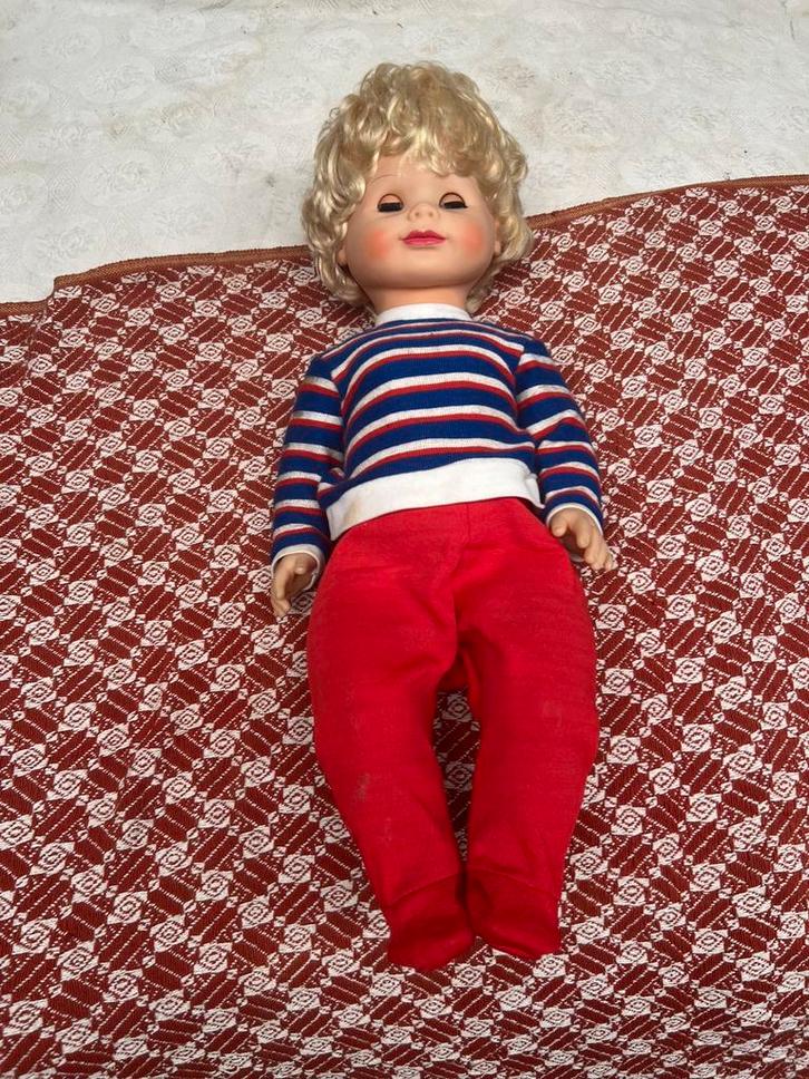 Pop jaren 70, Verzamelen, Poppen, Zo goed als nieuw, Pop, Ophalen