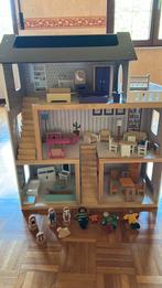 Houten poppenhuis, Kinderen en Baby's, Speelgoed | Poppenhuizen, Ophalen, Zo goed als nieuw, Poppenhuis