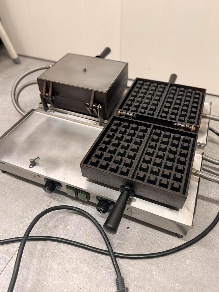 Gaufrier double mat - 4x7, Articles professionnels, Horeca | Autre, Enlèvement