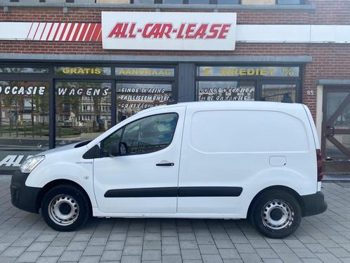 Peugeot Partner 120 1.6 HDI/ L1H1 / 3e zitplaats / Airco /, Auto's, Peugeot, Bedrijf, Partner, ABS, Airbags, Airconditioning, Bluetooth