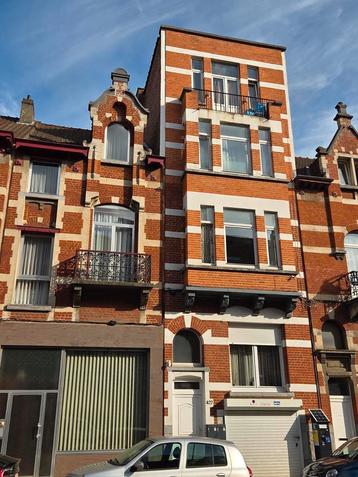 Belle immeuble de rapport 4 appartements a vendre  beschikbaar voor biedingen