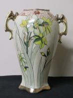 Art Nouveau vaas met florale decoratie, Antiek en Kunst, Antiek | Keramiek en Aardewerk, Ophalen of Verzenden