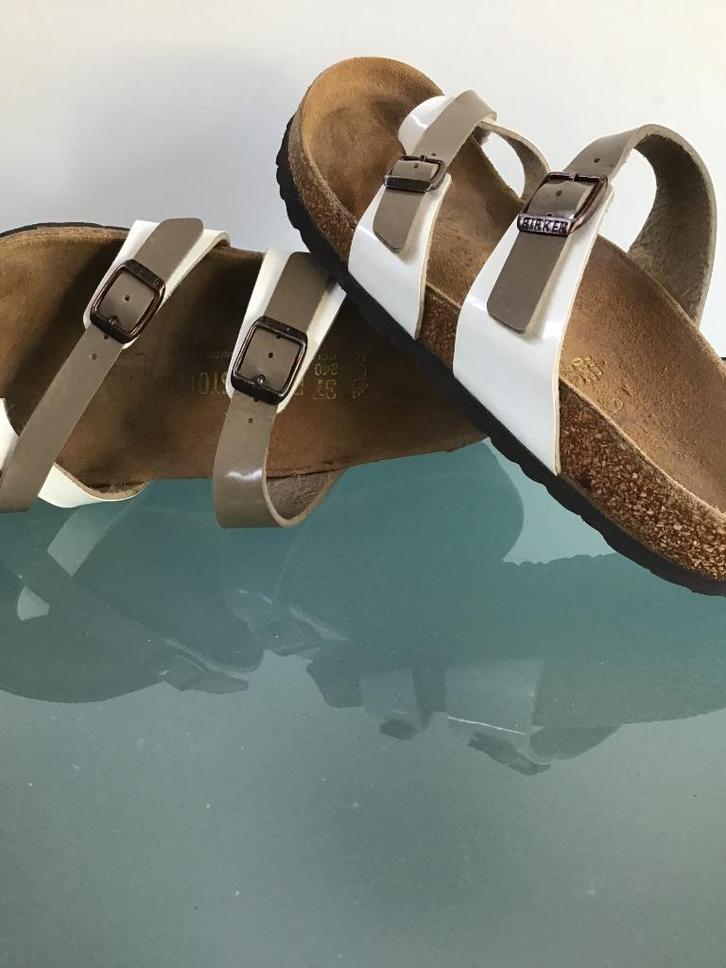 Gratis Verzenden | Birkenstock Mayari khaki slippers 37, Kleding | Dames, Schoenen, Zo goed als nieuw, Slippers, Beige, Verzenden